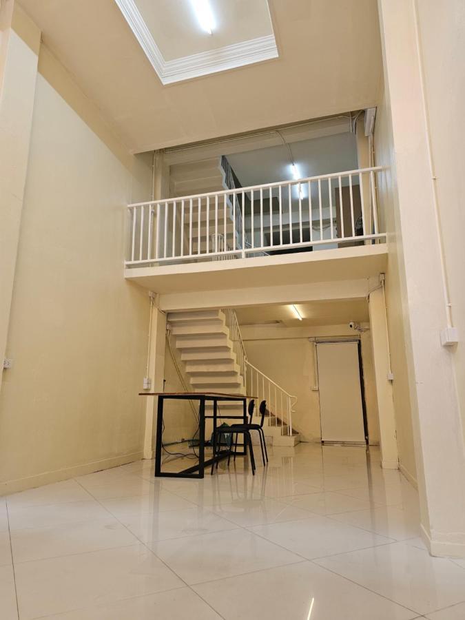 Luca Hostel Bangkok Exteriér fotografie